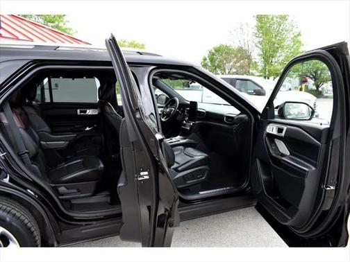 2022 Ford Explorer Platinum AWD