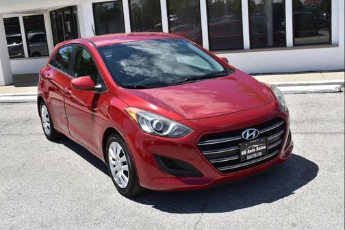 Scarlet Red Pearl 2016 Hyundai Elantra GT Base