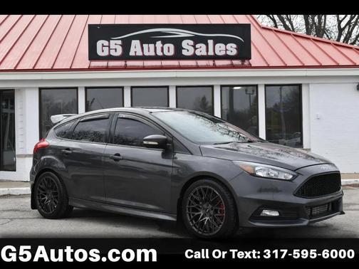 2017 Ford Focus ST 