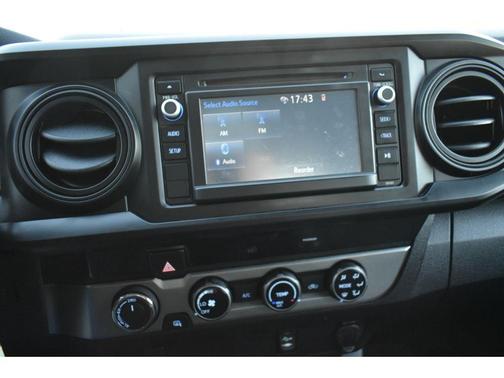 2016 Toyota Tacoma SR5