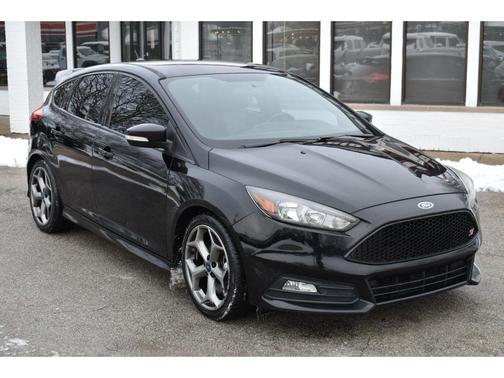 2017 Ford Focus ST 