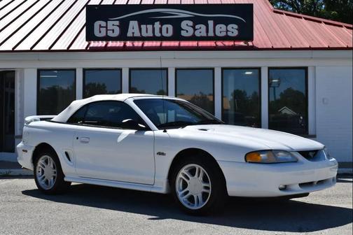 WHITE 1996 Ford Mustang GT