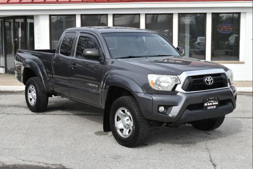 2013 Toyota Tacoma Base