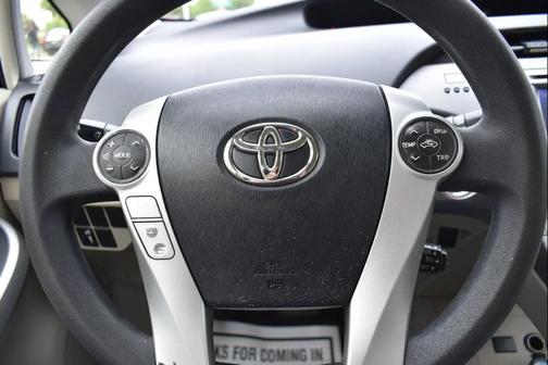 Nautical Blue Metallic 2013 Toyota Prius Three