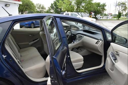 Nautical Blue Metallic 2013 Toyota Prius Three