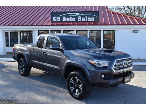2017 Toyota Tacoma TRD Sport