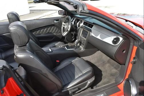 2013 Ford Mustang GT Premium