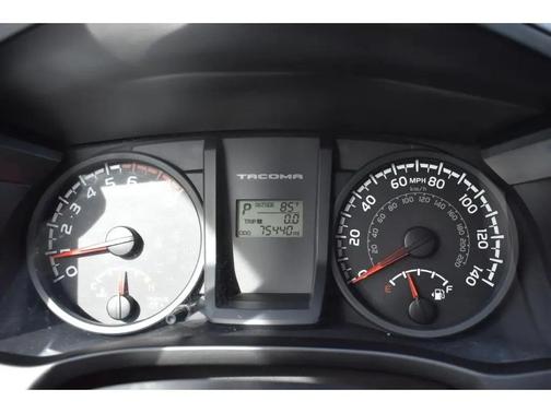 Barcelona Red Metallic 2017 Toyota Tacoma SR5