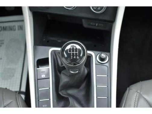 Black Uni 2020 Volkswagen Jetta 1.4T S