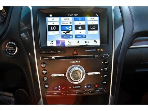2017 Ford Explorer Platinum