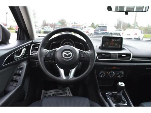 2016 Mazda Mazda3 i Sport