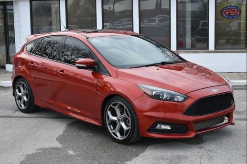 2018 Ford Focus ST 