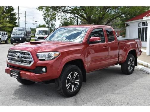 Barcelona Red Metallic 2016 Toyota Tacoma SR5