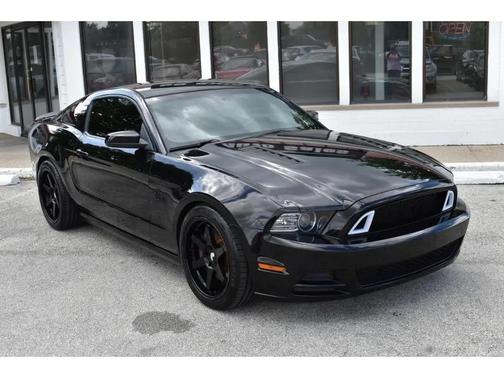 Black 2013 Ford Mustang GT Premium