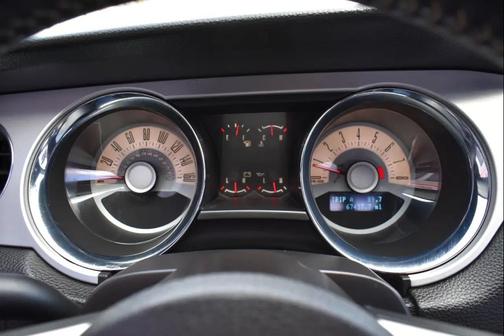 2012 Ford Mustang V6 Premium