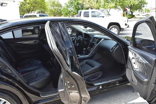 Black Obsidian 2016 INFINITI Q50 3.0t Sport