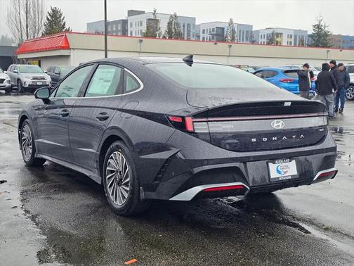 2025 Hyundai SONATA Hybrid Limited