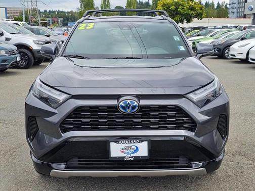 2023 Toyota RAV4 Hybrid SE