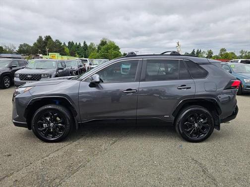 2023 Toyota RAV4 Hybrid SE