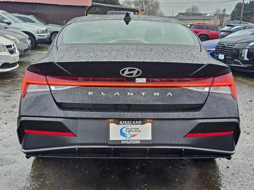 2025 Hyundai ELANTRA SEL