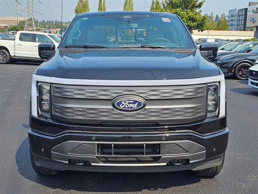 2025 Ford F-150 Lightning LARIAT