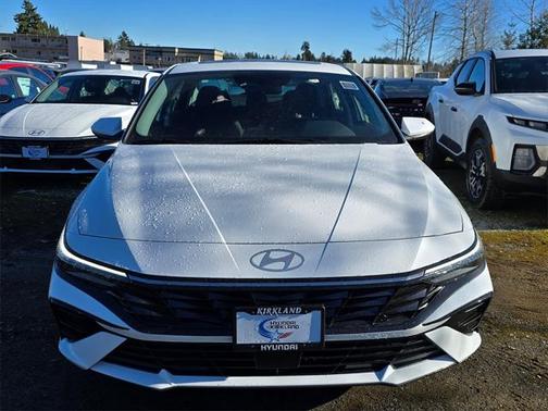 2025 Hyundai ELANTRA SEL