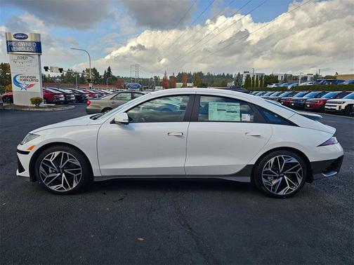 2025 Hyundai IONIQ 6 SEL