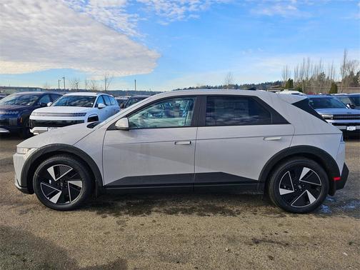 2026 Hyundai IONIQ 5 SE