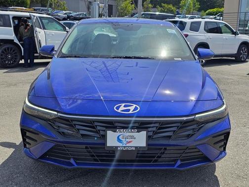 2025 Hyundai ELANTRA SEL