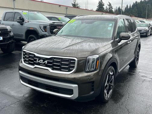 2023 Kia Telluride S