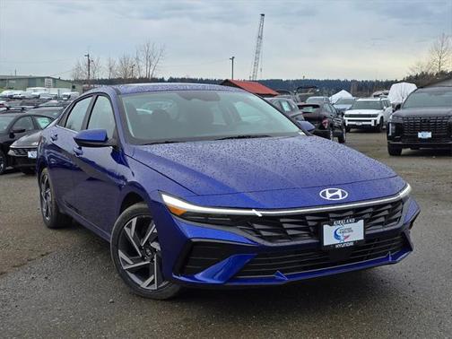 2025 Hyundai ELANTRA SEL