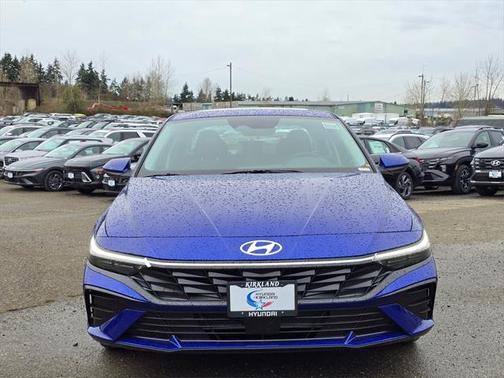 2025 Hyundai ELANTRA SEL