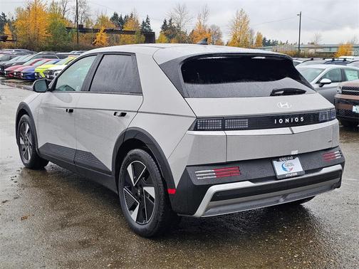 2026 Hyundai IONIQ 5 SEL