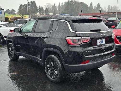 2024 Jeep Compass Sport