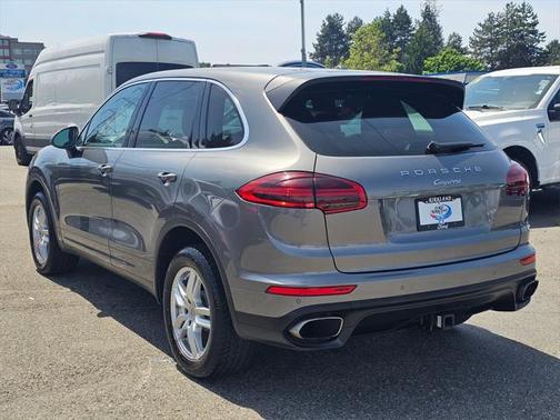 2016 Porsche Cayenne Base