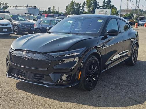 2025 Ford Mustang Mach-E GT