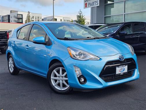 2016 Toyota Prius c Four