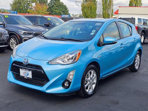 2016 Toyota Prius c Four
