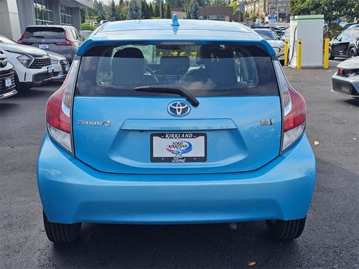 2016 Toyota Prius c Four