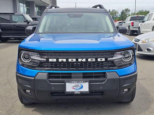 Velocity Blue Metallic 2025 Ford Bronco Sport Outer Banks