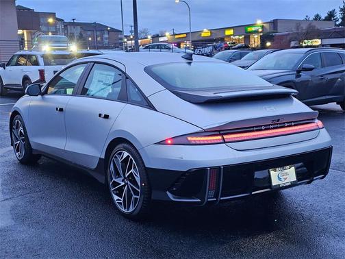 2025 Hyundai IONIQ 6 SEL