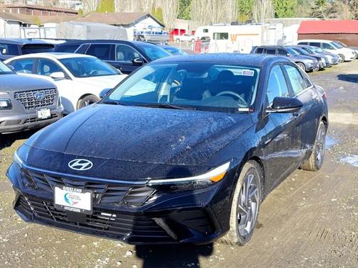 2025 Hyundai ELANTRA SEL