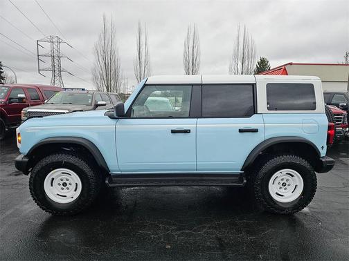 2025 Ford Bronco Heritage Edition