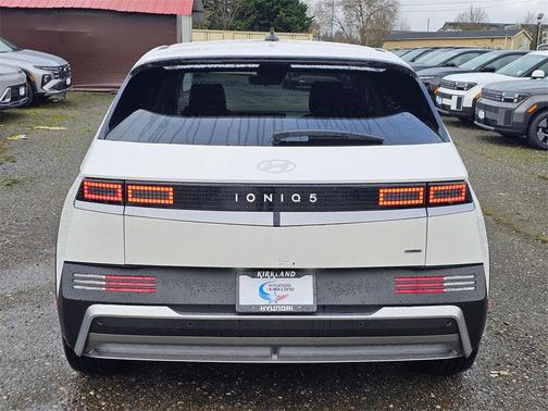 2026 Hyundai IONIQ 5 SE