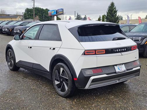 2026 Hyundai IONIQ 5 SE