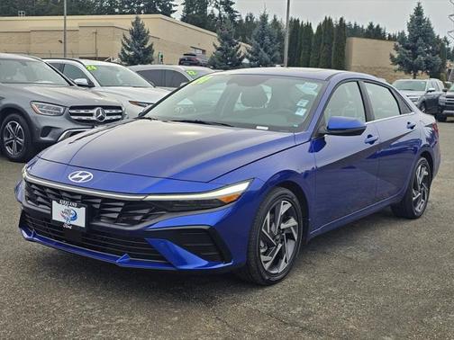 2024 Hyundai ELANTRA Limited