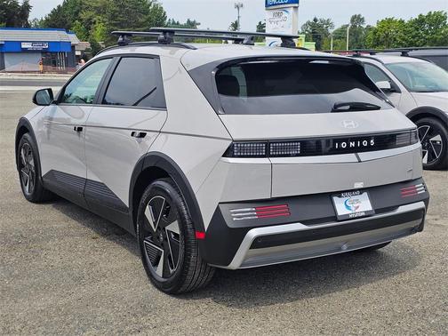 2025 Hyundai IONIQ 5 SEL