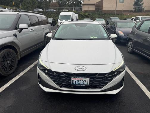 2021 Hyundai ELANTRA Limited