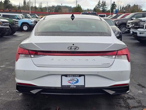 2021 Hyundai ELANTRA Limited