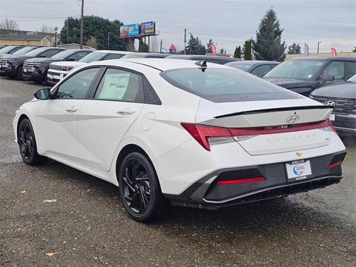 2026 Hyundai ELANTRA HEV SEL Sport